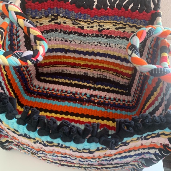 Beautiful Boho Large Rag Rug Storage Basket/Tote - Picture 4 of 10